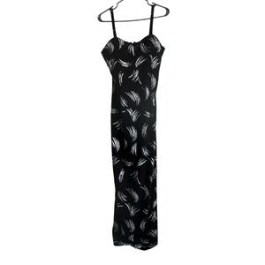 WOMEN’S Black Velvety Maxi Silver Print Evening Dress